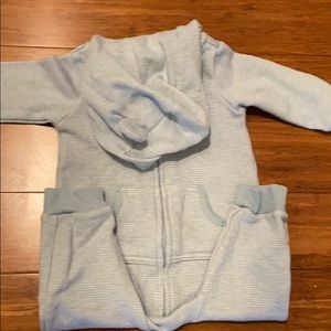 Carter’s 9 month jumpsuit